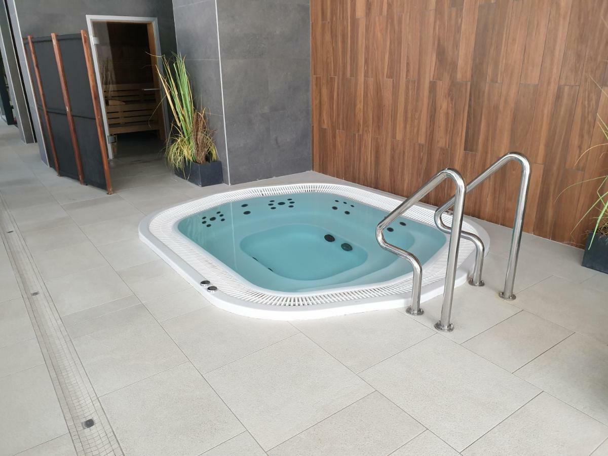 Ferienwohnung Apartament Z Basenem Laura Polanki Park Kolberg Exterior foto