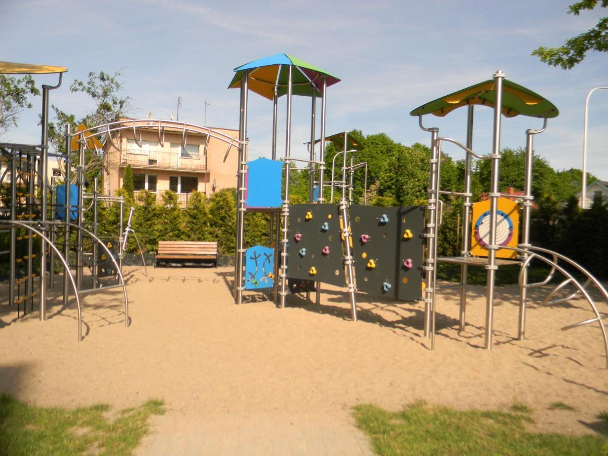 Ferienwohnung Apartament Z Basenem Laura Polanki Park Kolberg Exterior foto