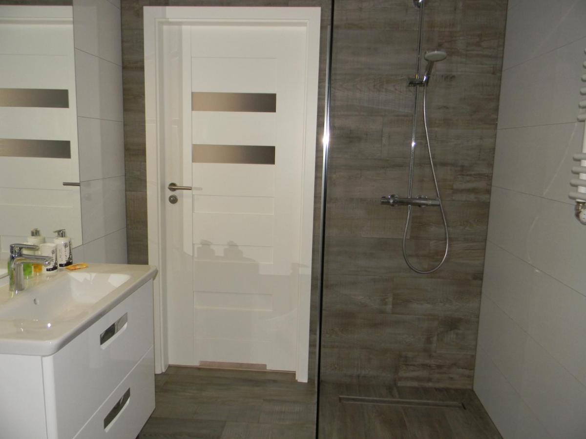 Ferienwohnung Apartament Z Basenem Laura Polanki Park Kolberg Exterior foto
