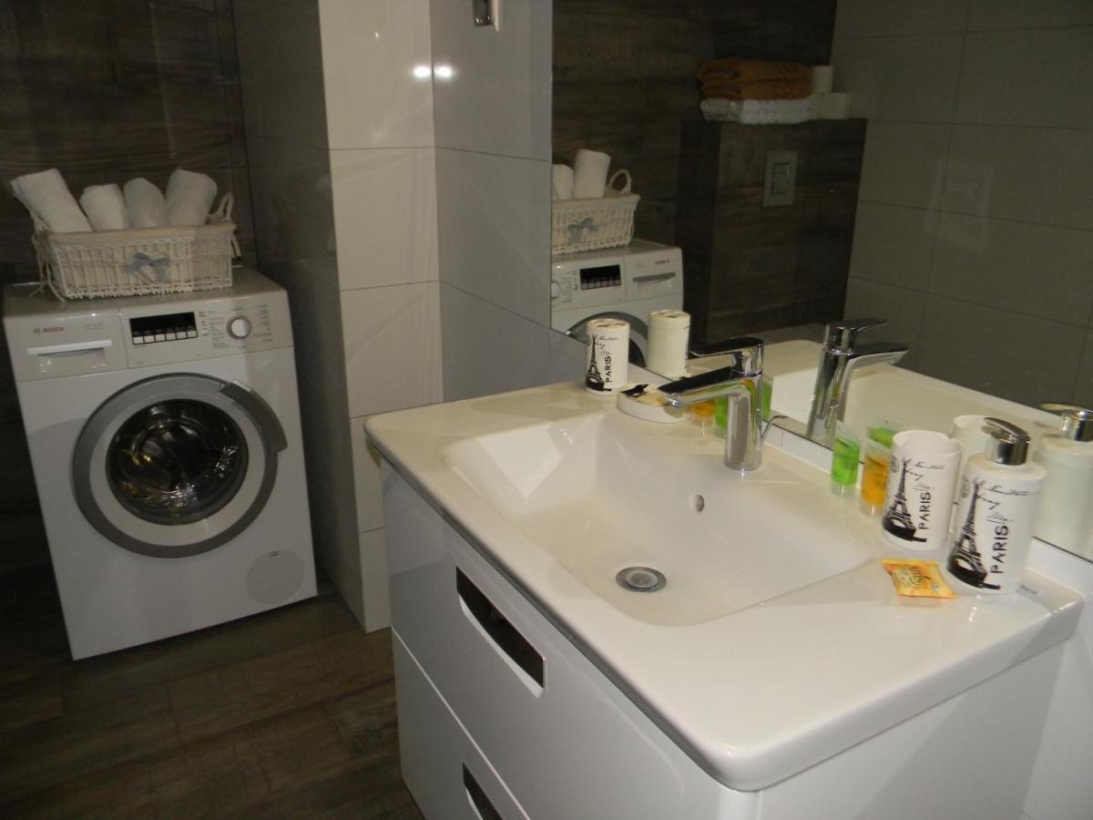 Ferienwohnung Apartament Z Basenem Laura Polanki Park Kolberg Exterior foto